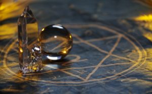 悪質・悪徳な占い詐欺被害の返金方法・手順・相談窓口【最終手段は弁護士・司法書士】