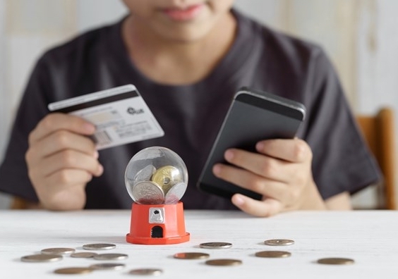 課金アイテム詐欺トラブル オンラインゲーム スマホアプリのネット詐欺被害の返金方法 手順 相談窓口 最終手段は弁護士 司法書士 ネットトラブル対処 解決 相談窓口 デジタルリベンジャー