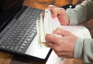 不正受給・返還手続き!!持続化給付金・家賃支援給付金の申請代行詐欺被害の返金方法・手順・相談窓口【最終手段は弁護士・司法書士】