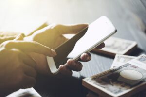 投資・金融詐欺の常套手段！ポンジ・スキーム詐欺の資金回収方法と相談窓口【最終手段は弁護士・司法書士】